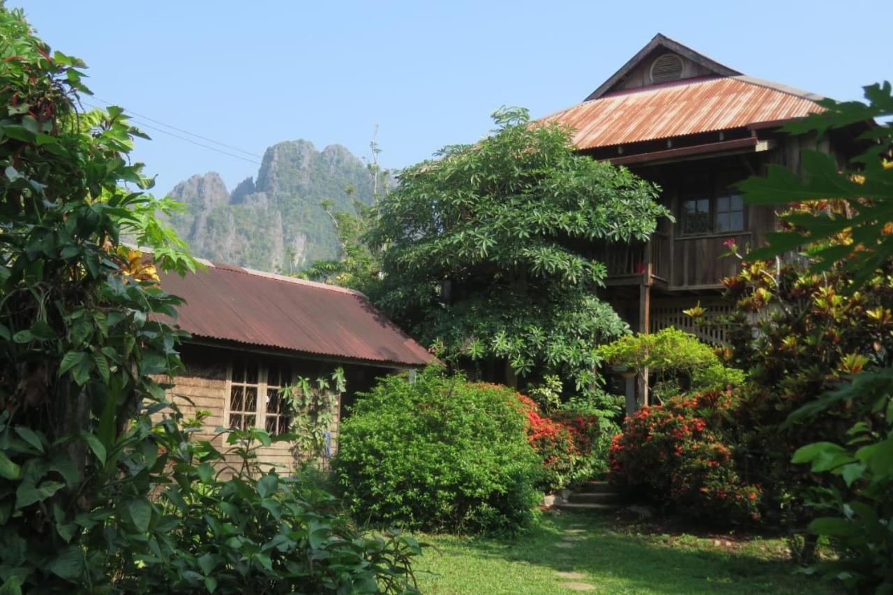 Maylyn Guesthouse Vang Vieng Bagian luar foto