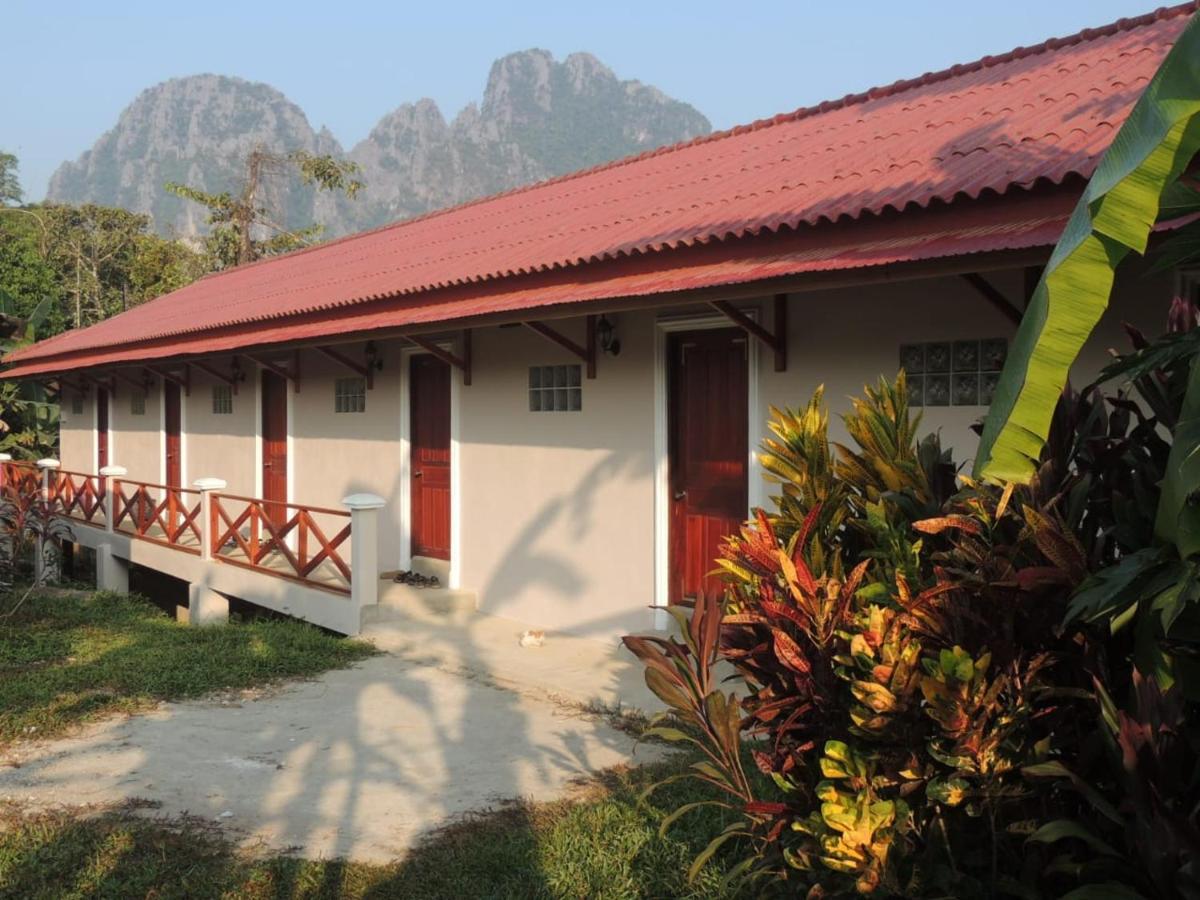 Maylyn Guesthouse Vang Vieng Bagian luar foto